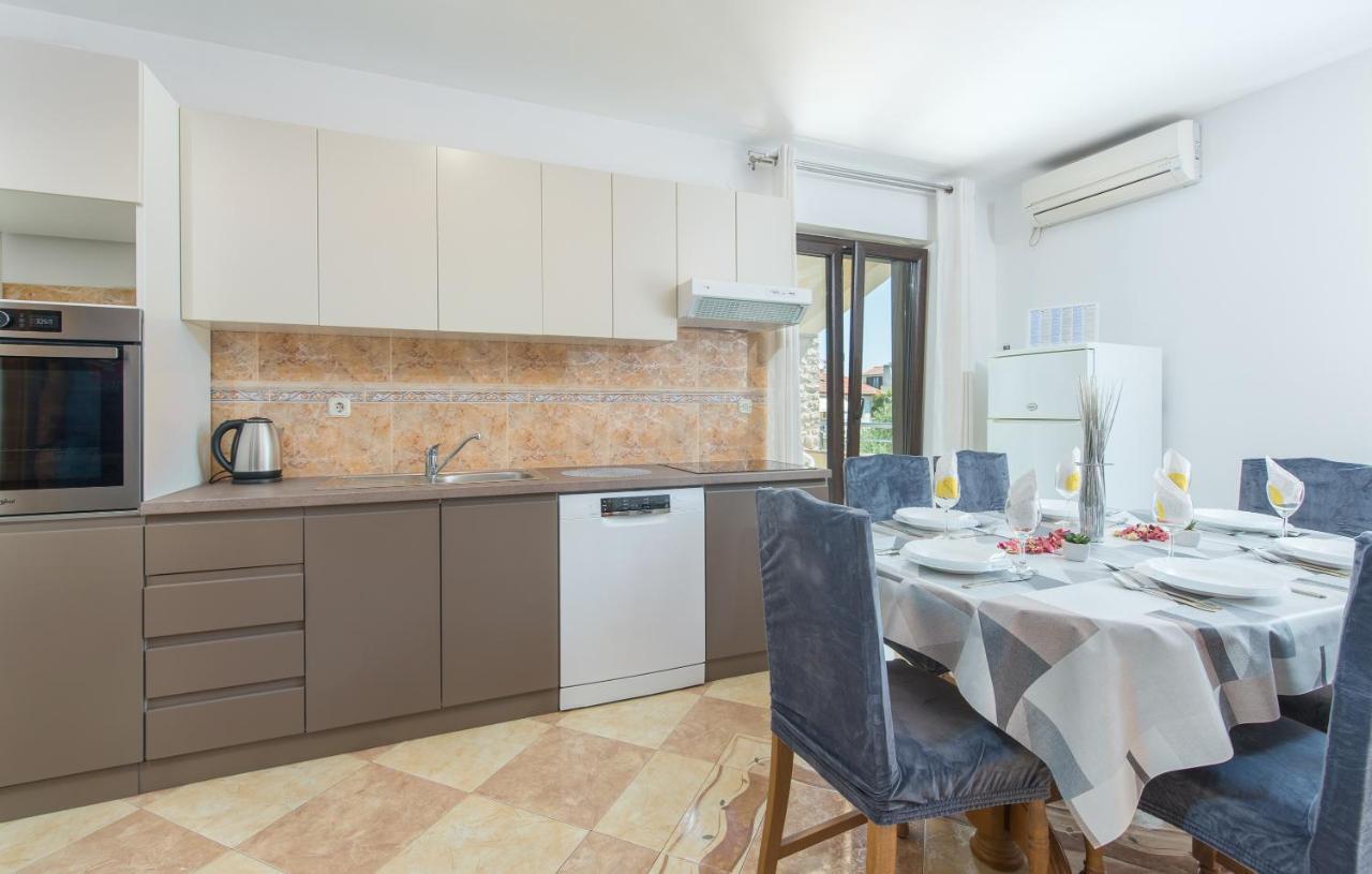 Apartmani Lorena 波雷奇 外观 照片