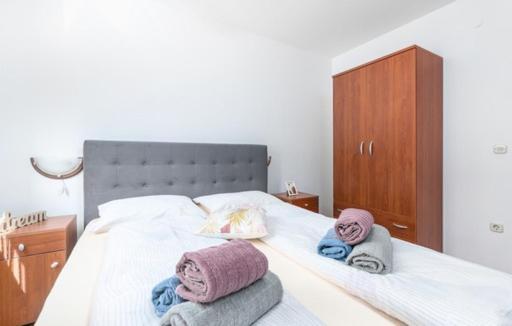 Apartmani Lorena 波雷奇 外观 照片