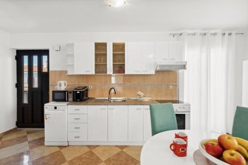 Apartmani Lorena 波雷奇 外观 照片